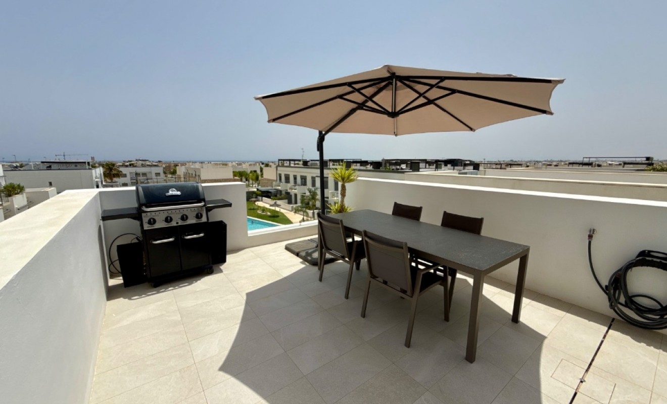 Sale - Apartment - Pilar de la Horadada - Mil Palmeras