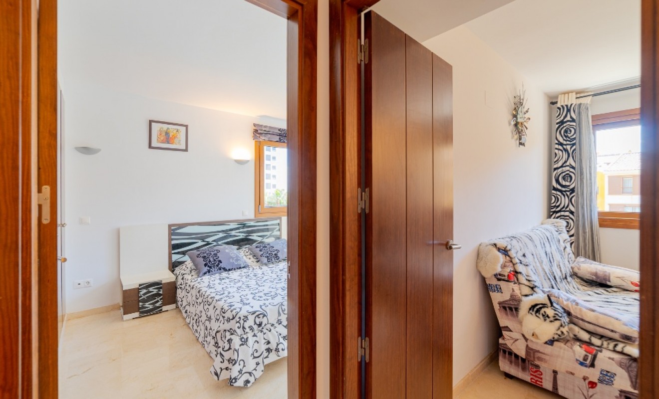 Revente - Appartement - Punta Prima