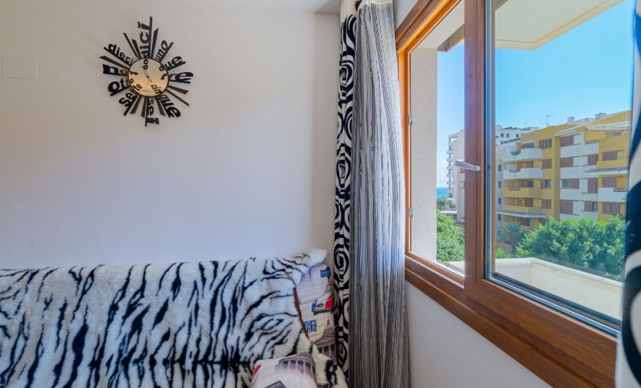 Revente - Appartement - Punta Prima