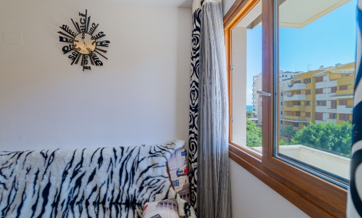 Revente - Appartement - Punta Prima