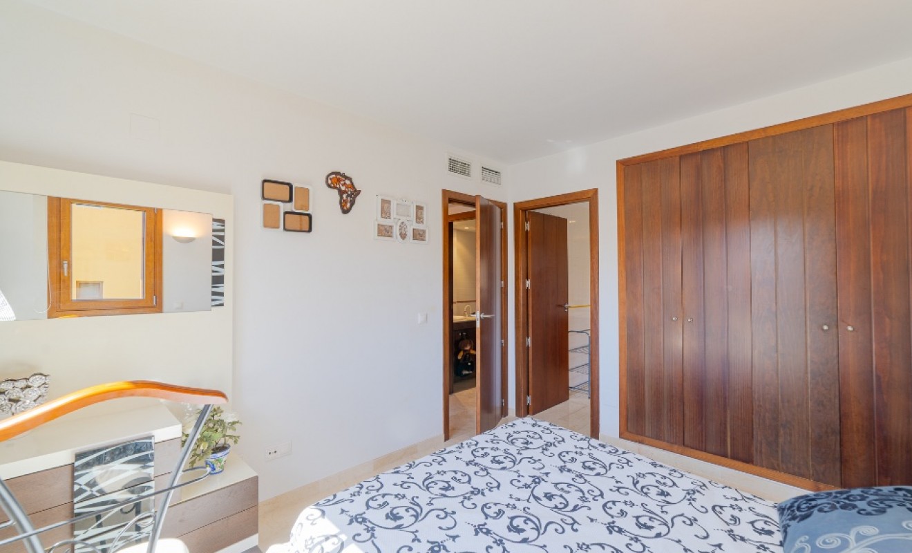 Revente - Appartement - Punta Prima