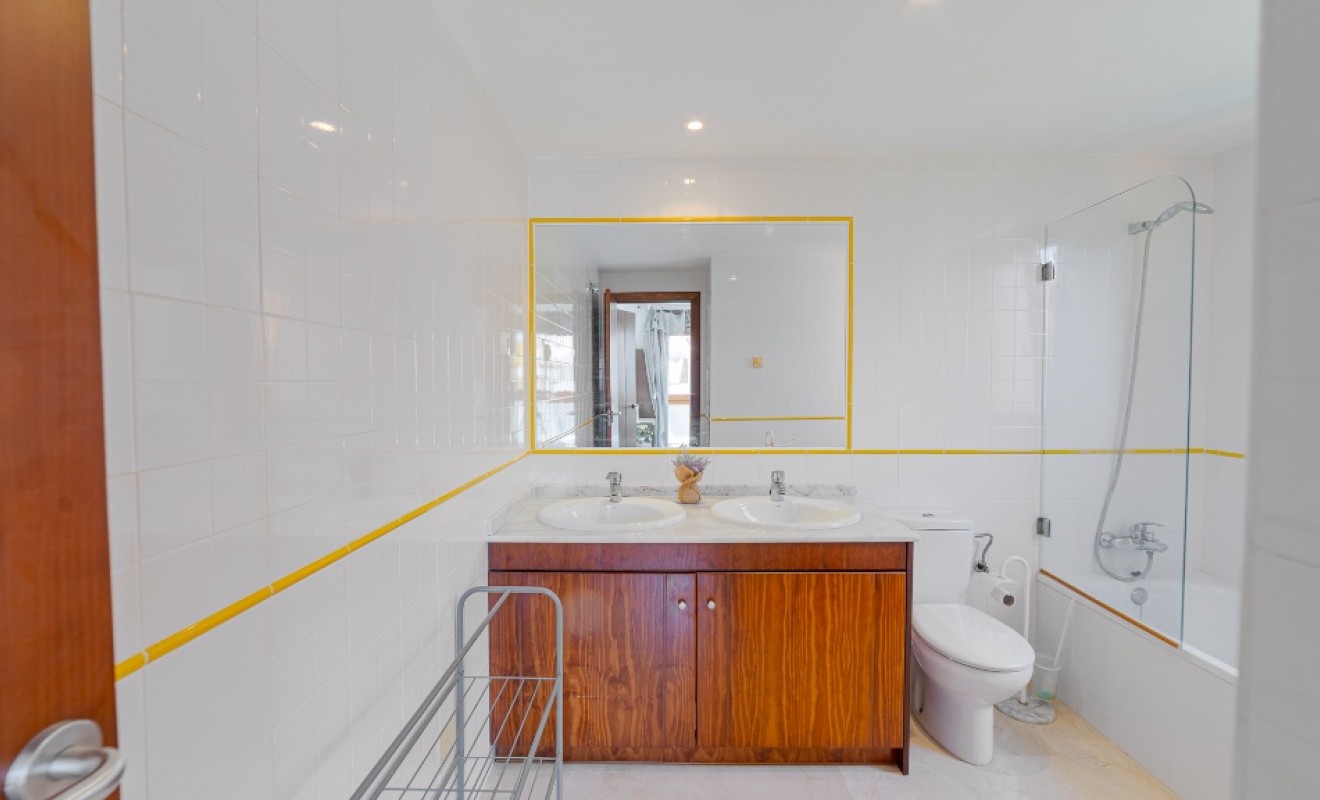 Revente - Appartement - Punta Prima