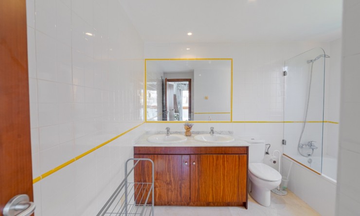 Revente - Appartement - Punta Prima