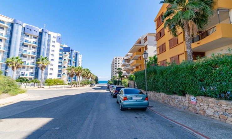 Revente - Appartement - Punta Prima