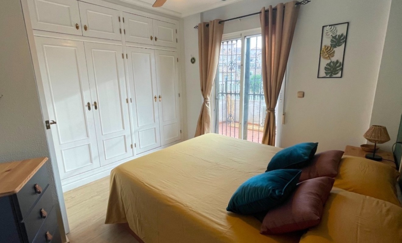 Revente - Maison de ville - Orihuela Costa - Villamartín