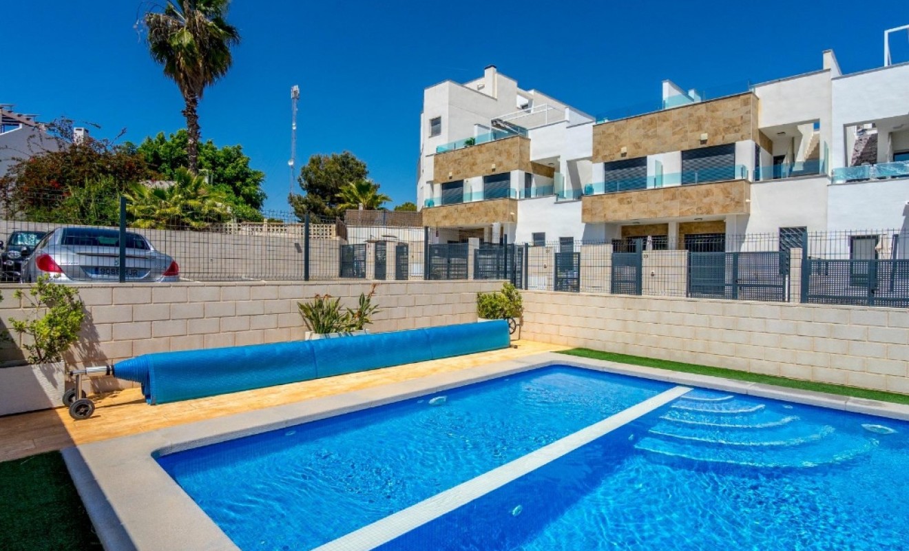 Wederverkoop - Semi - Detached Villa - Orihuela Costa - Villamartín