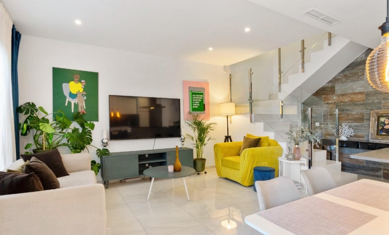 Wederverkoop - Semi - Detached Villa - Orihuela Costa - Villamartín