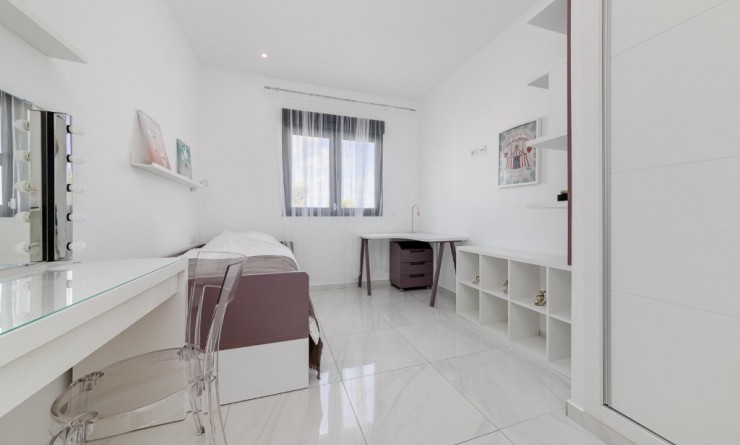 Wederverkoop - Semi - Detached Villa - Orihuela Costa - Villamartín