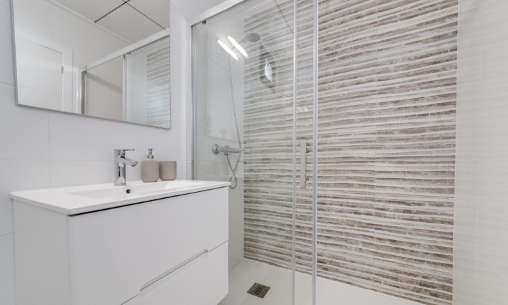 Wederverkoop - Semi - Detached Villa - Orihuela Costa - Villamartín