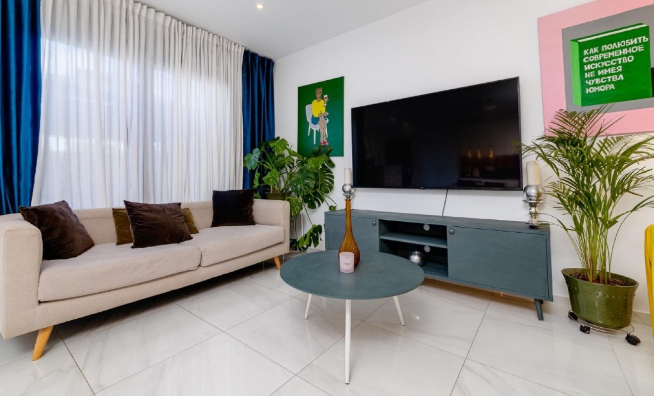 Wederverkoop - Semi - Detached Villa - Orihuela Costa - Villamartín