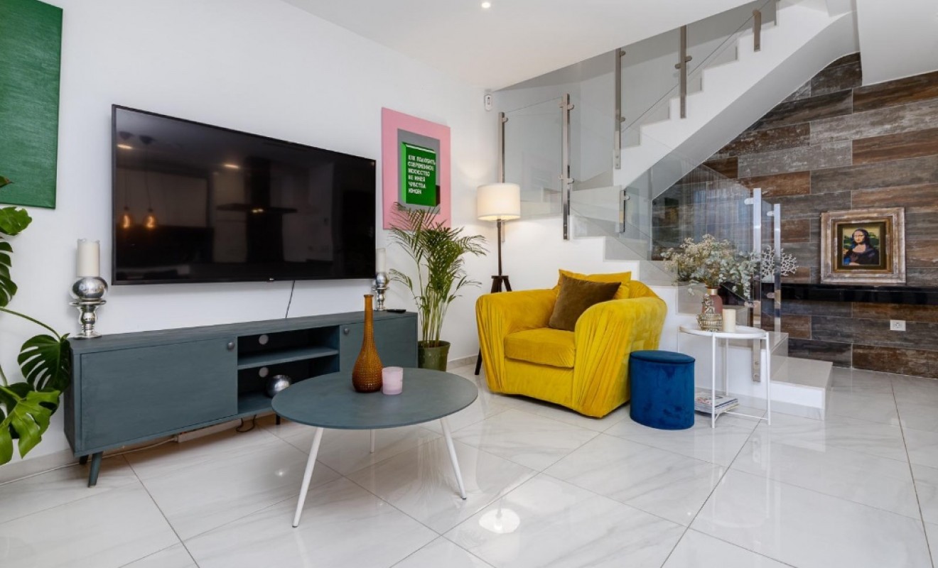 Wederverkoop - Semi - Detached Villa - Orihuela Costa - Villamartín