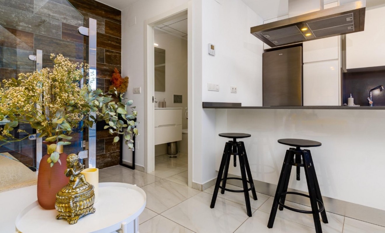 Wederverkoop - Semi - Detached Villa - Orihuela Costa - Villamartín