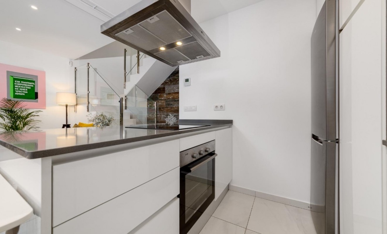 Wederverkoop - Semi - Detached Villa - Orihuela Costa - Villamartín