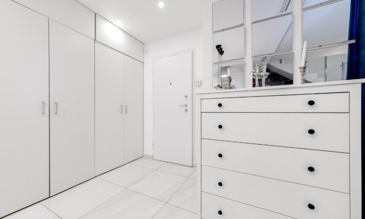 Wederverkoop - Semi - Detached Villa - Orihuela Costa - Villamartín