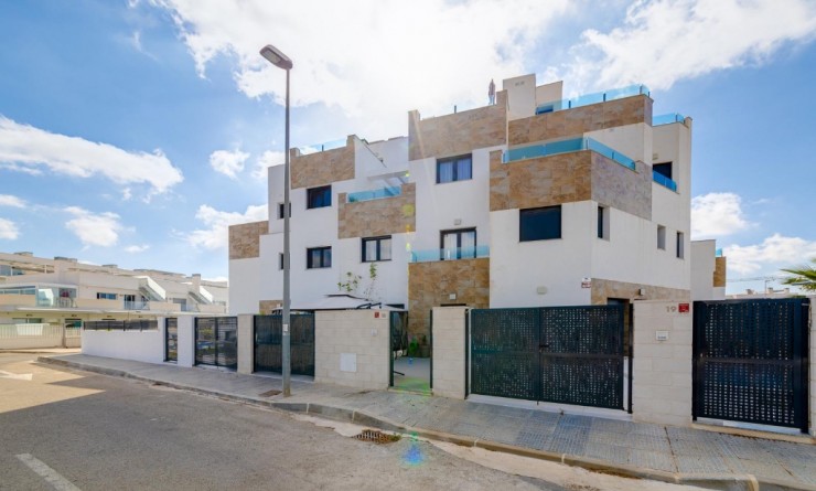 Wederverkoop - Semi - Detached Villa - Orihuela Costa - Villamartín