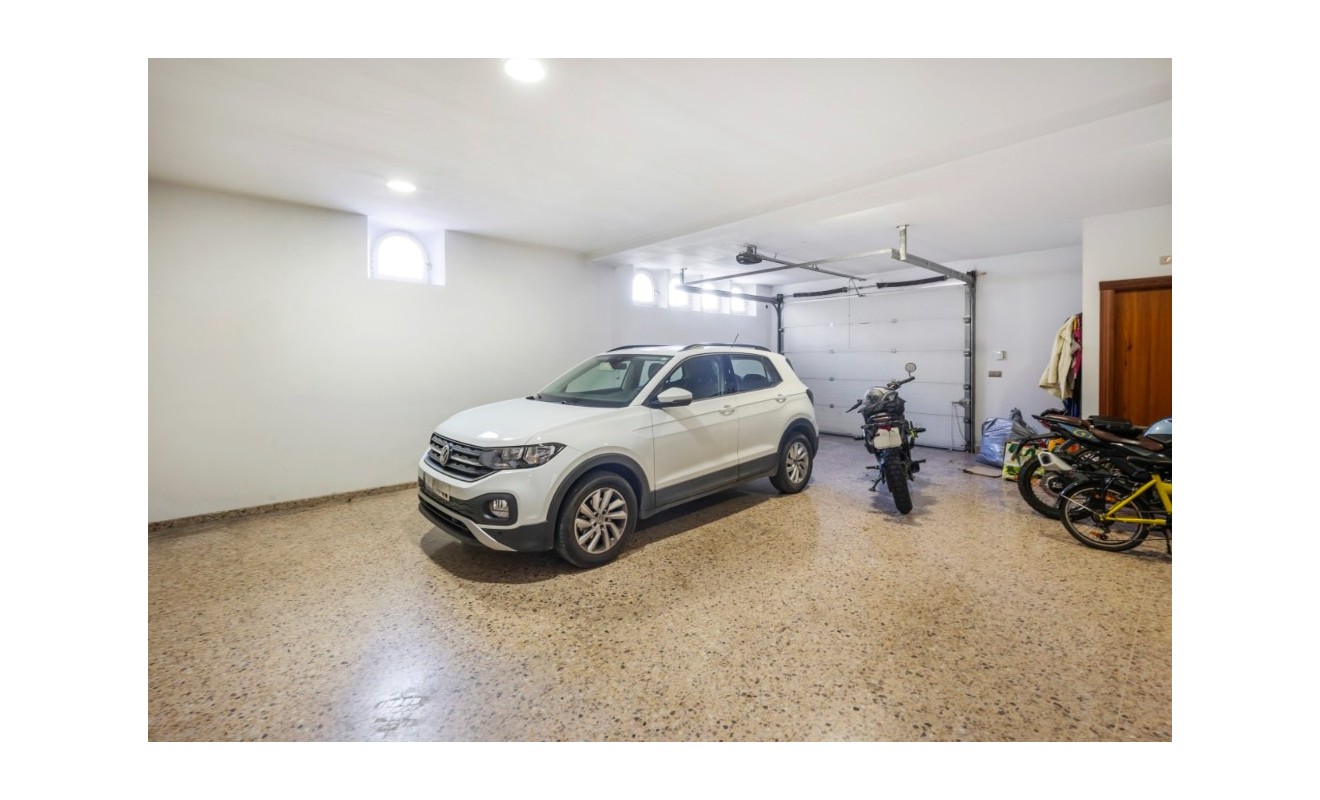 Sale - Villa - Torrevieja - Los altos