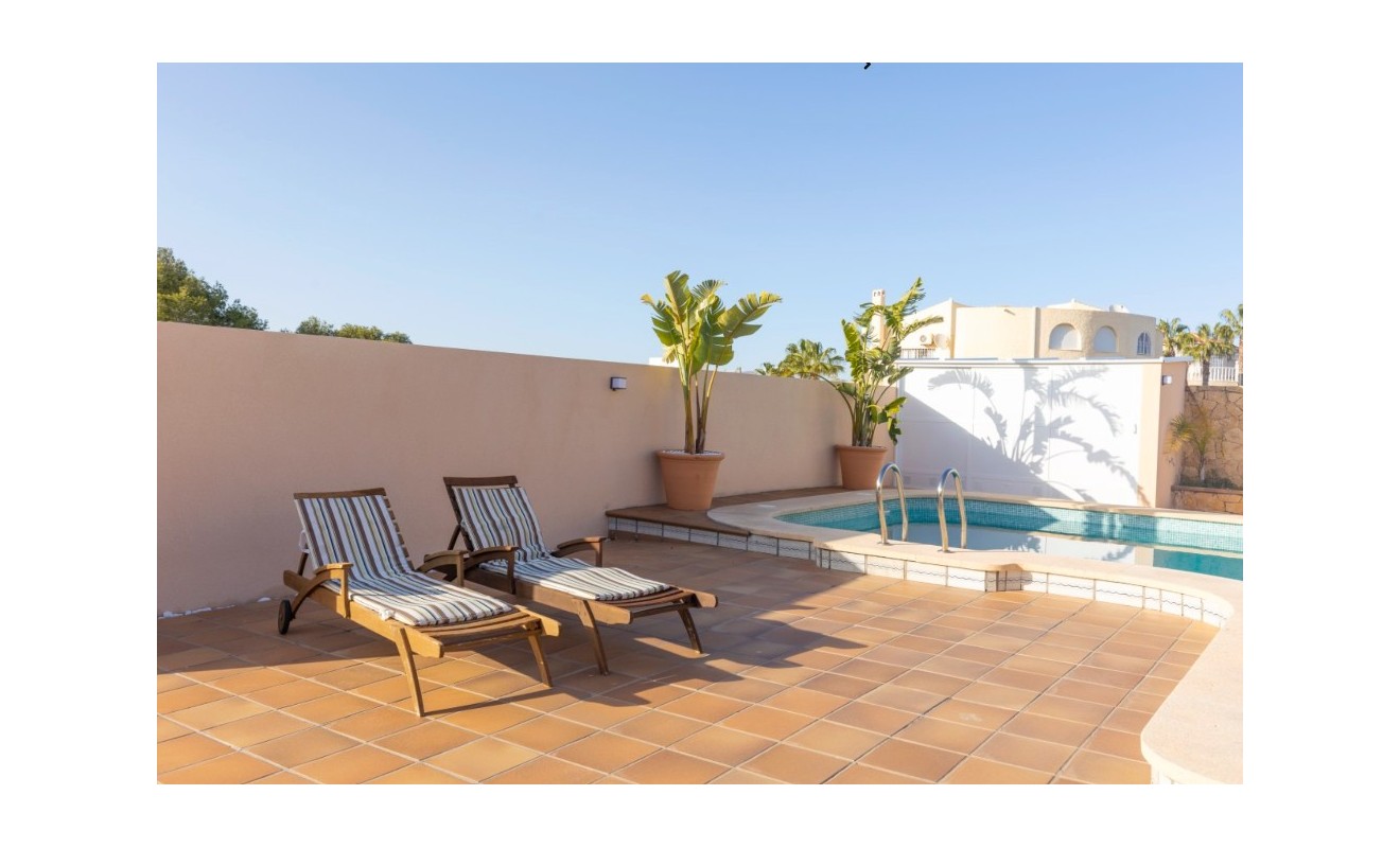 Sale - Villa - Torrevieja - Los altos