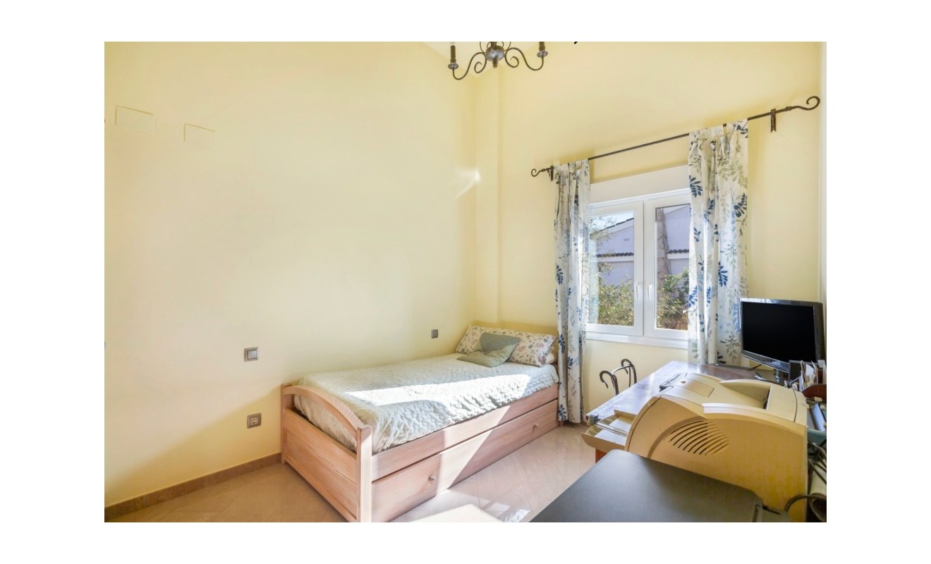 Sale - Villa - Torrevieja - Los altos