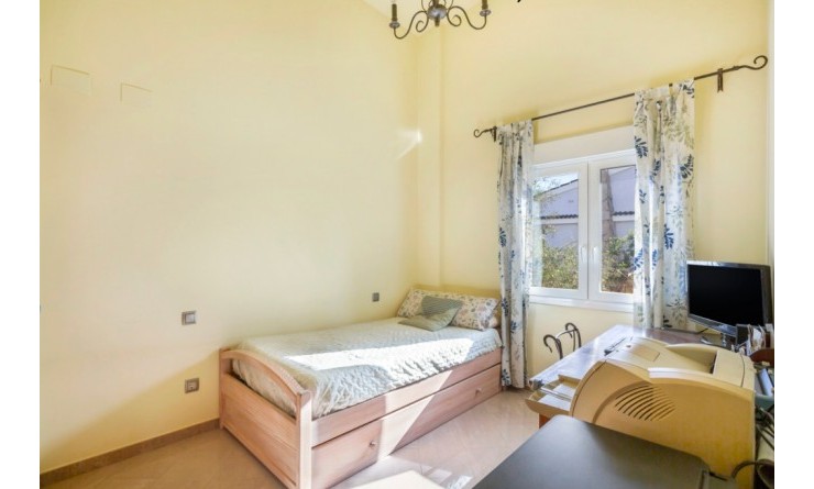 Sale - Villa - Torrevieja - Los altos