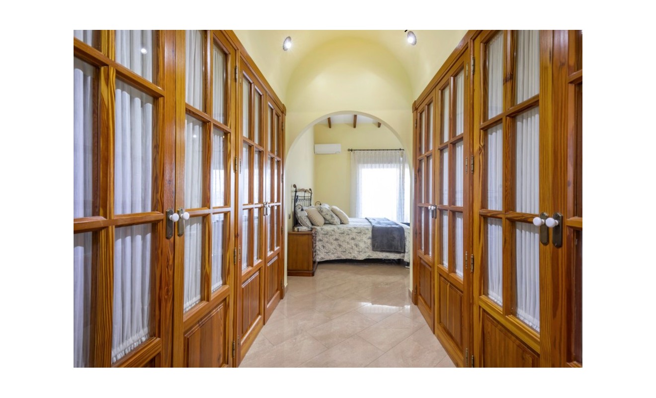 Sale - Villa - Torrevieja - Los altos