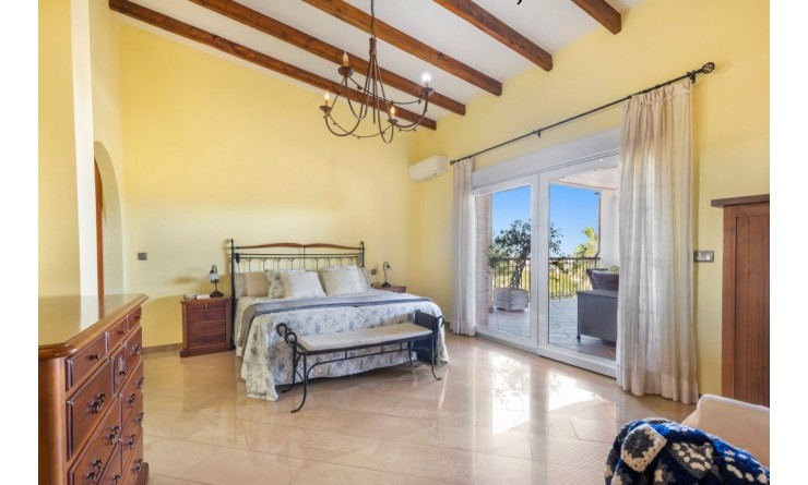 Sale - Villa - Torrevieja - Los altos