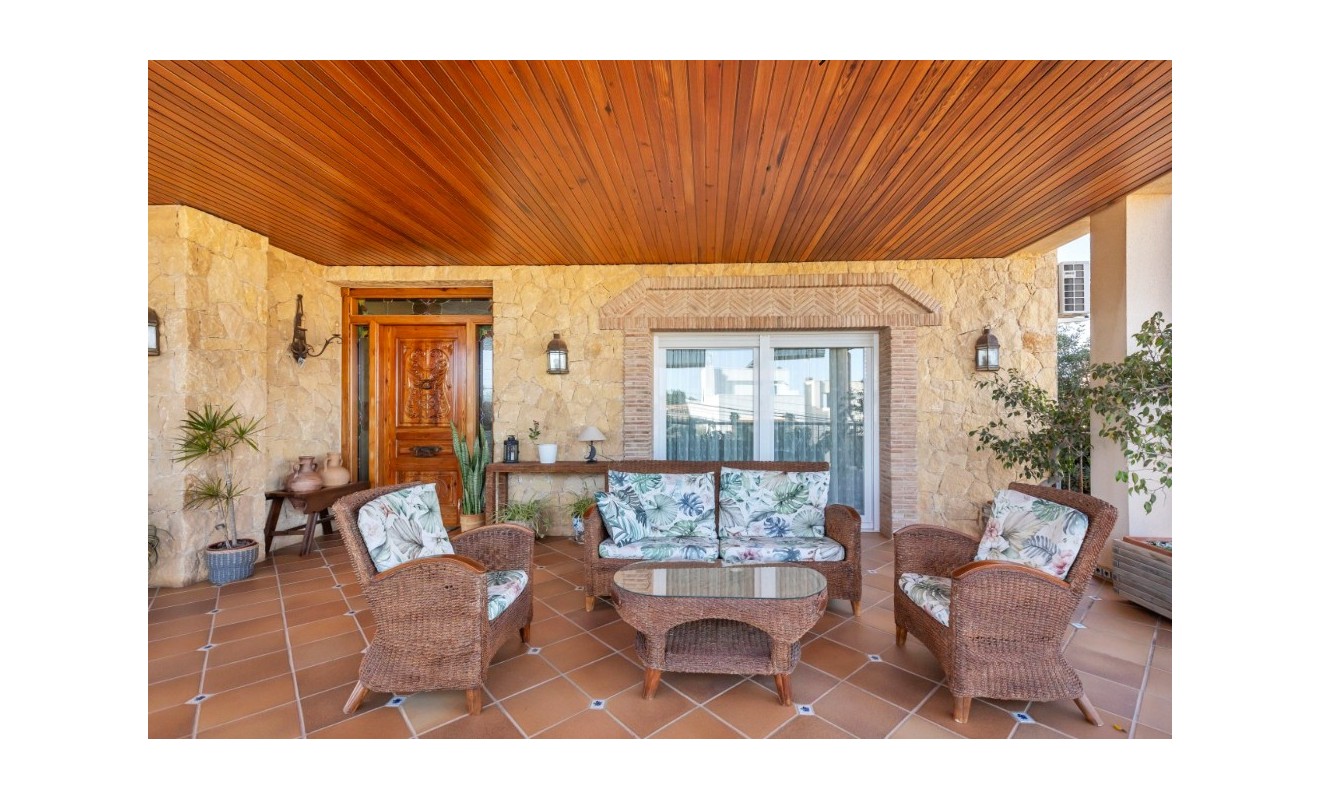 Sale - Villa - Torrevieja - Los altos