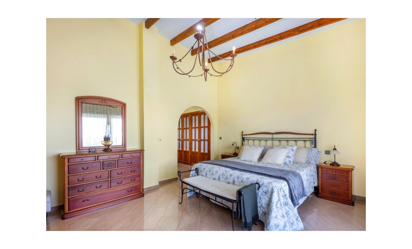 Sale - Villa - Torrevieja - Los altos