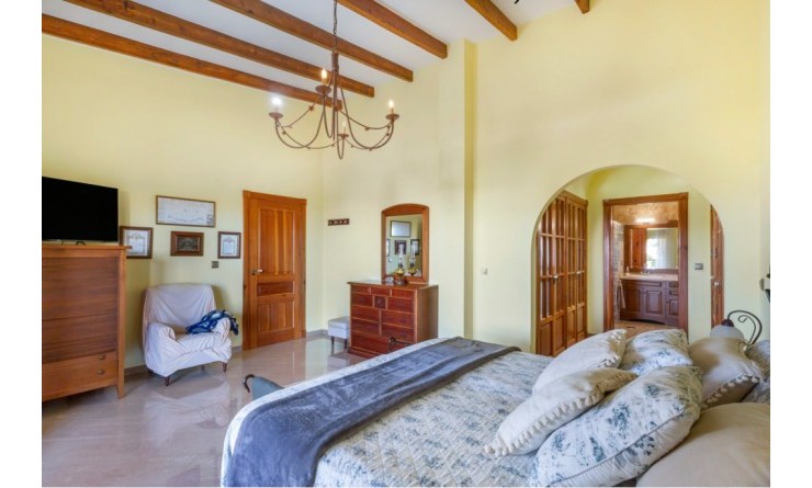 Sale - Villa - Torrevieja - Los altos