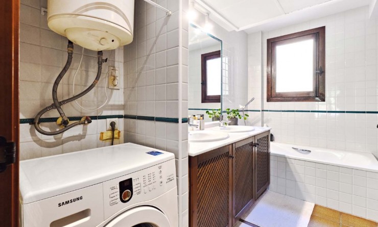 Revente - Appartement - Punta Prima