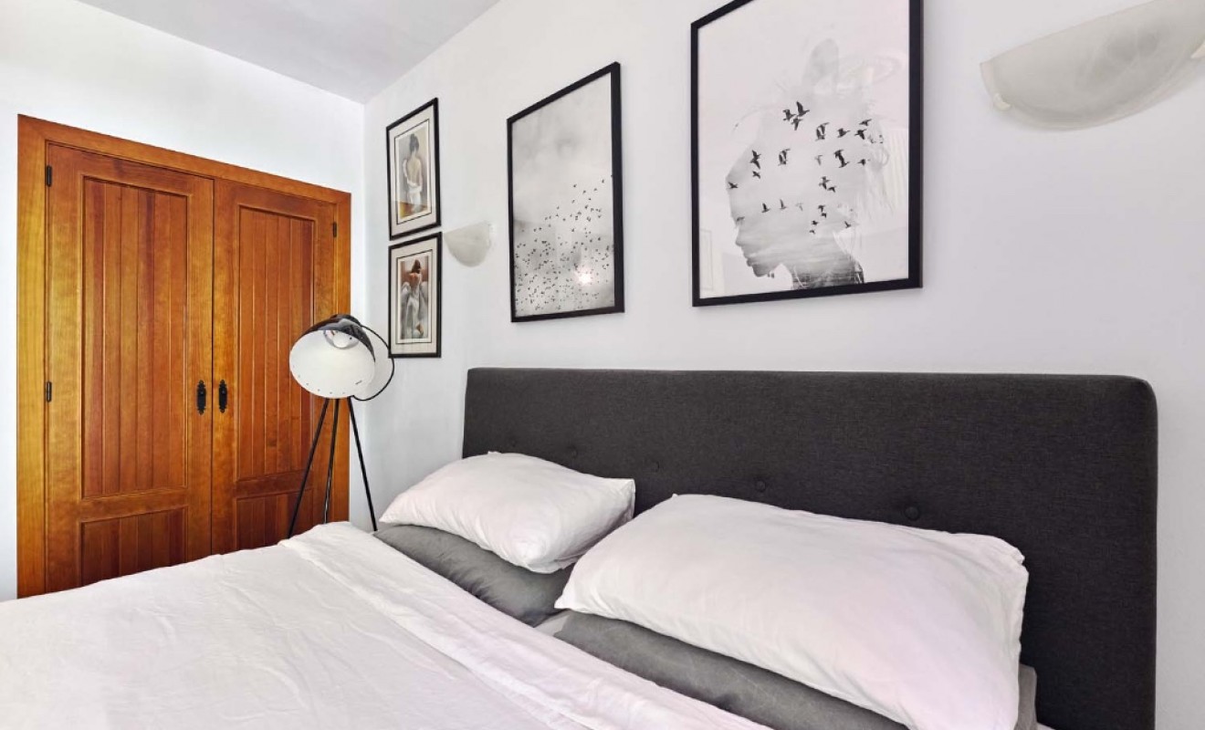 Revente - Appartement - Punta Prima