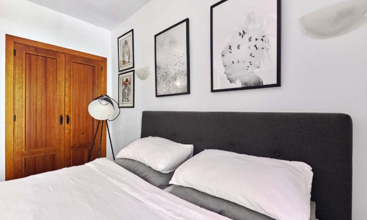 Revente - Appartement - Punta Prima