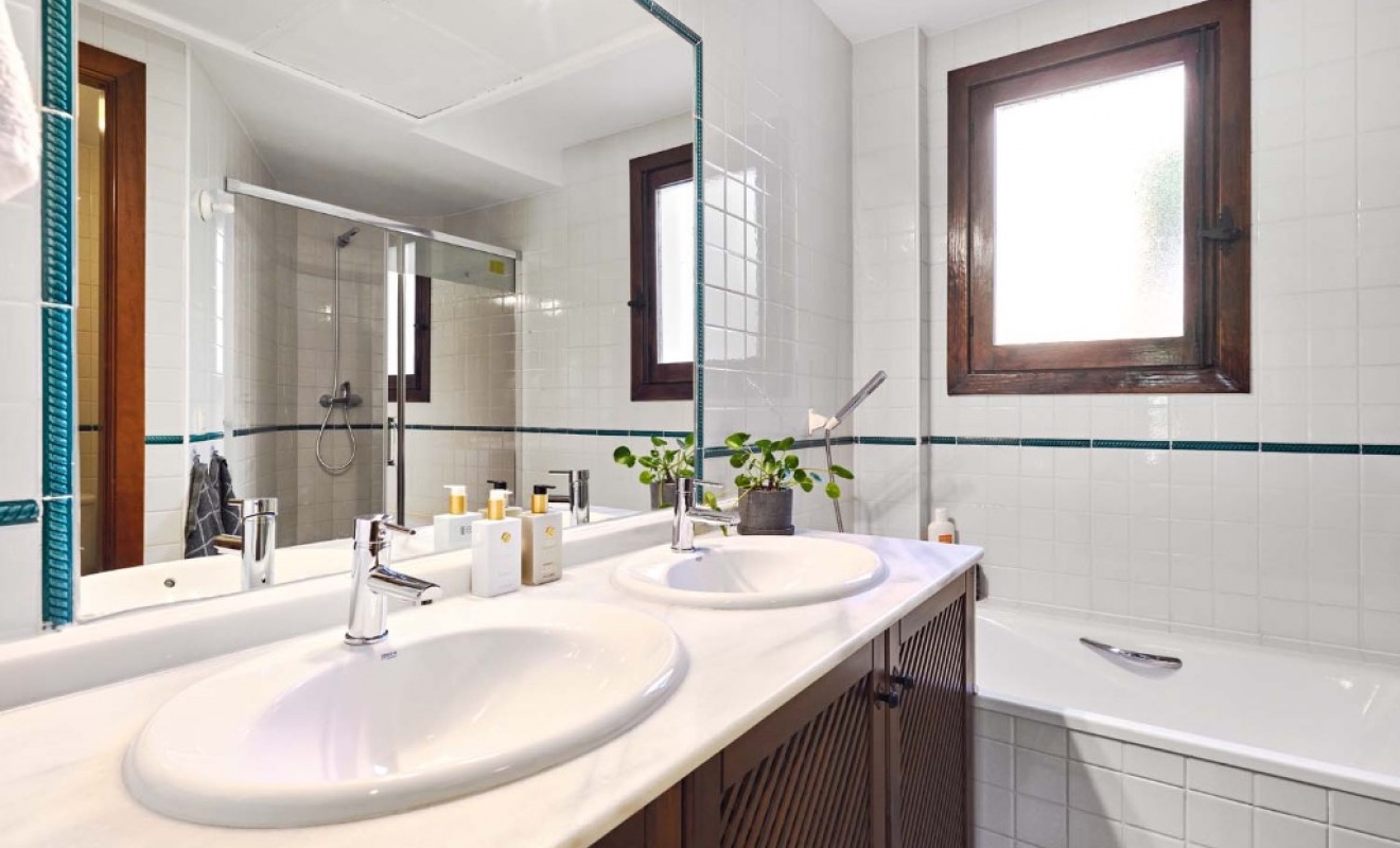 Revente - Appartement - Punta Prima