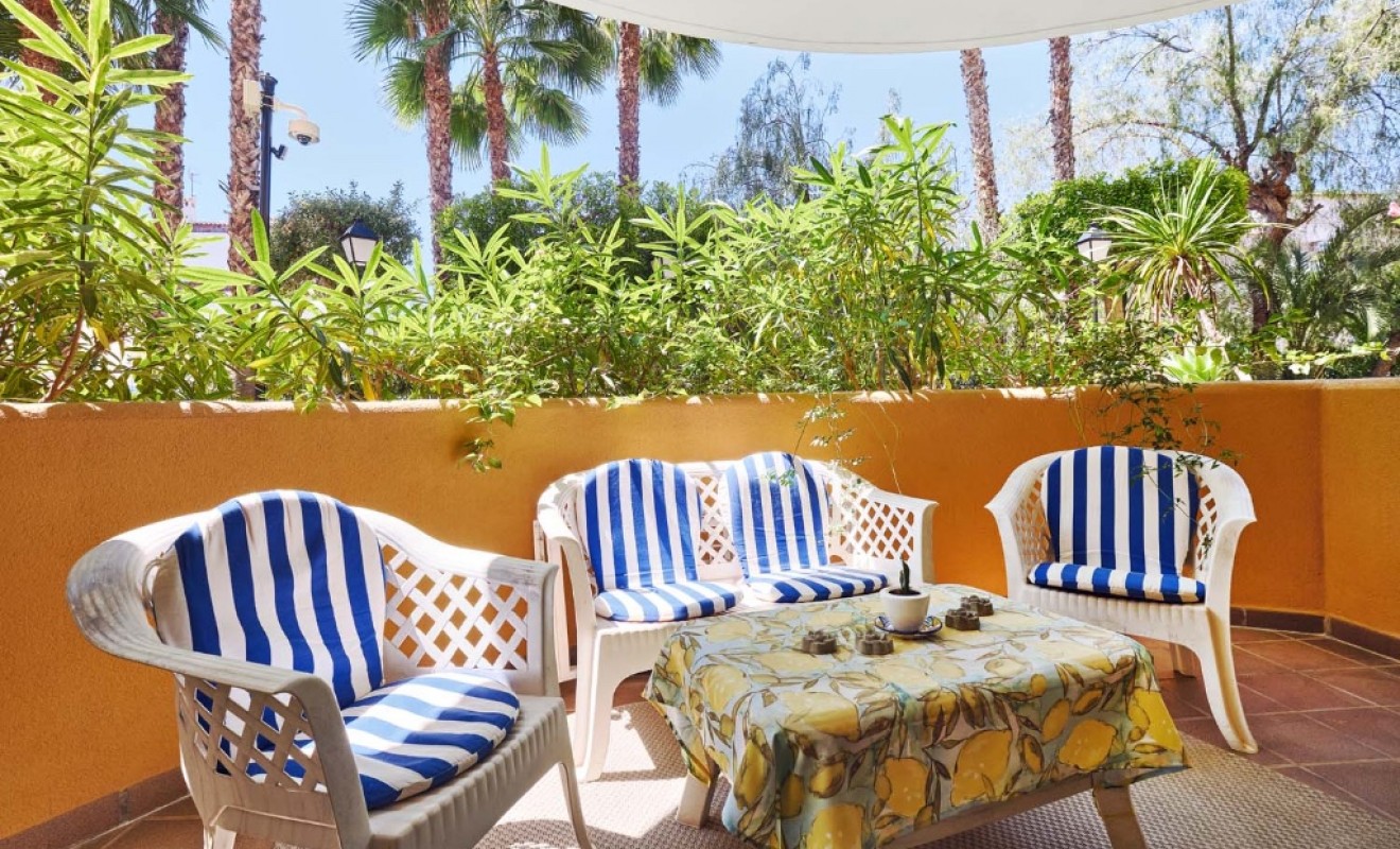 Revente - Appartement - Punta Prima