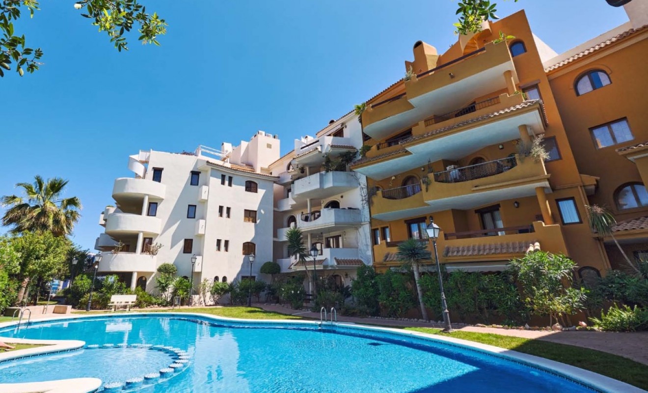 Revente - Appartement - Punta Prima