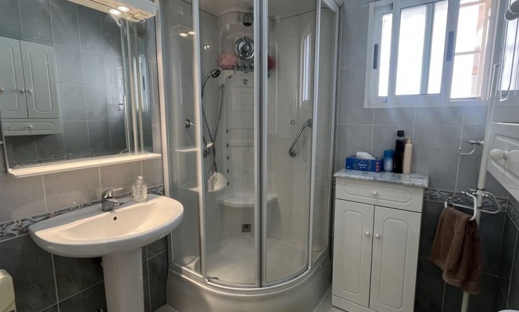 Wederverkoop - Vila - Algorfa - Montemar