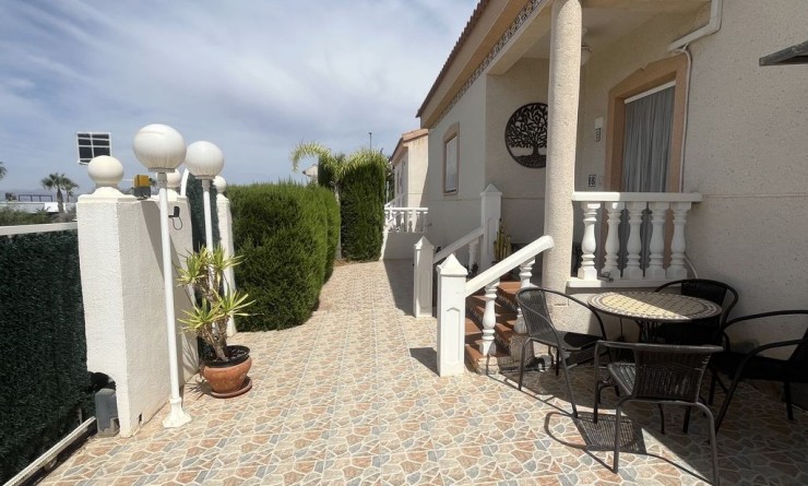 Wederverkoop - Vila - Algorfa - Montemar