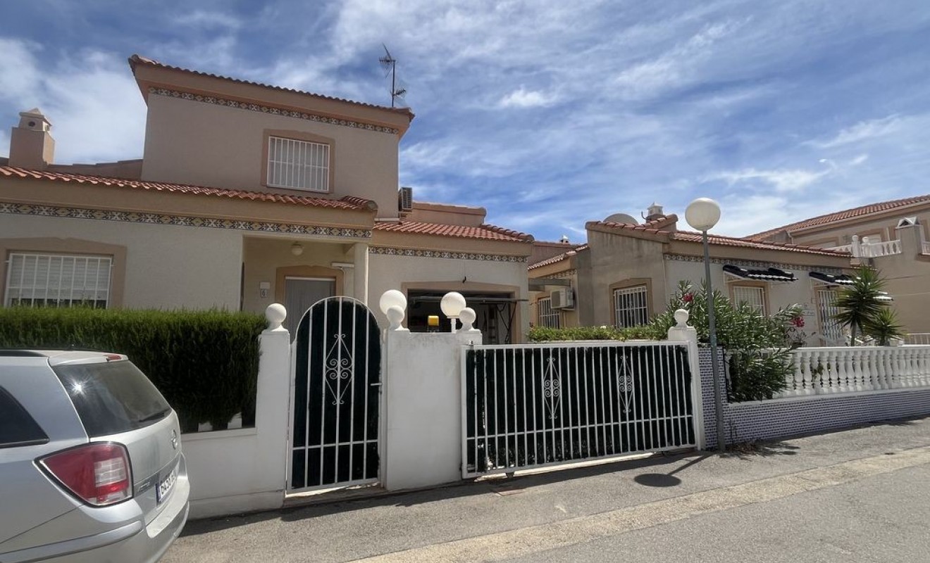 Wederverkoop - Vila - Algorfa - Montemar