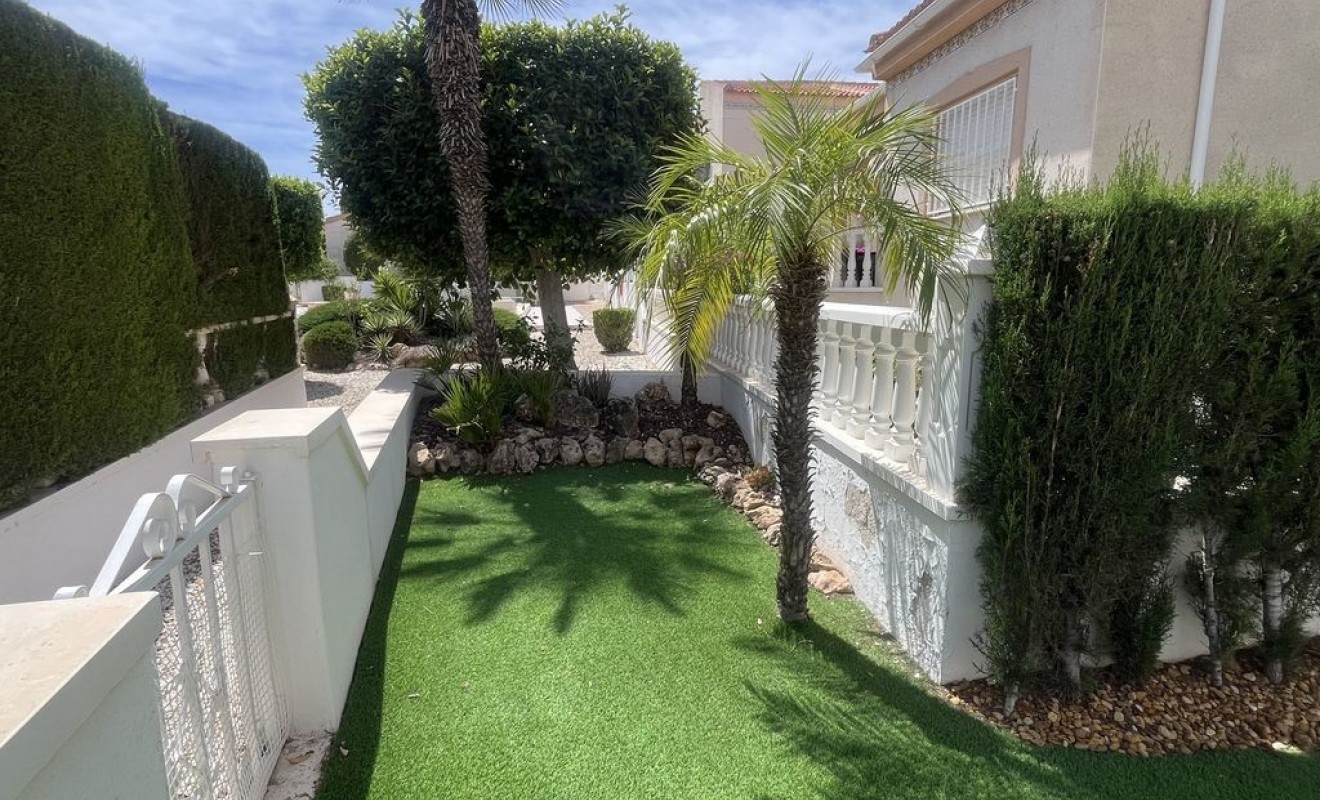 Wederverkoop - Vila - Algorfa - Montemar