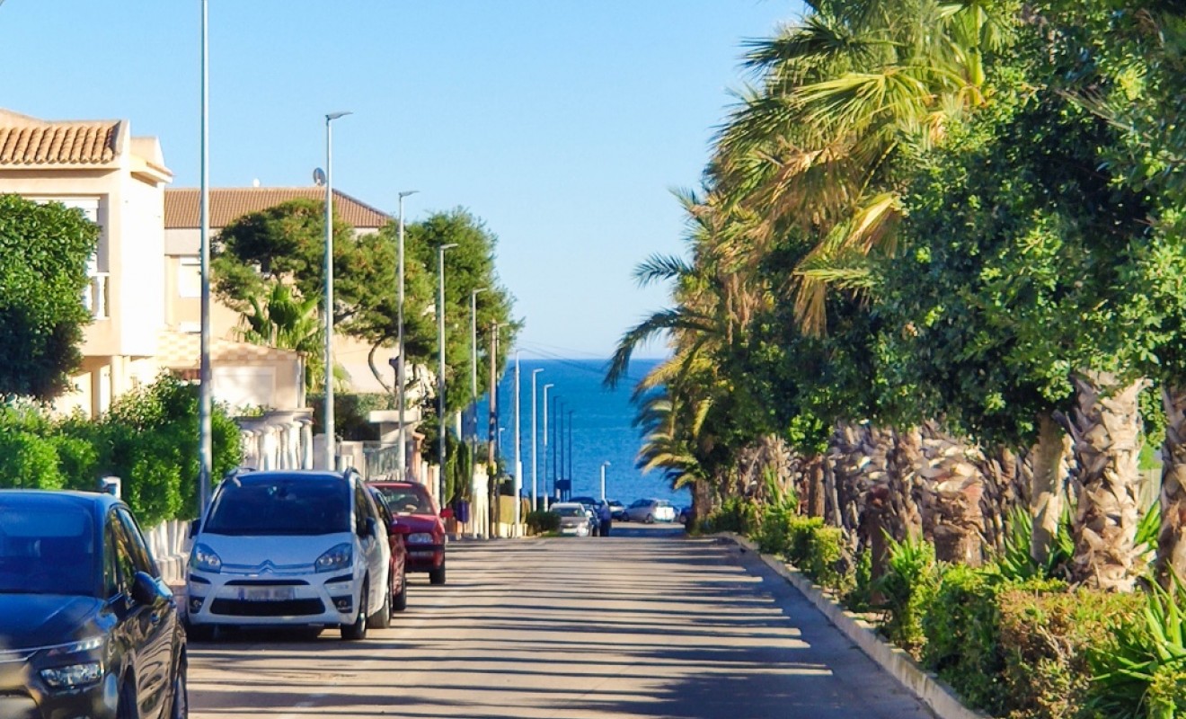 Revente - Appartement - Punta Prima