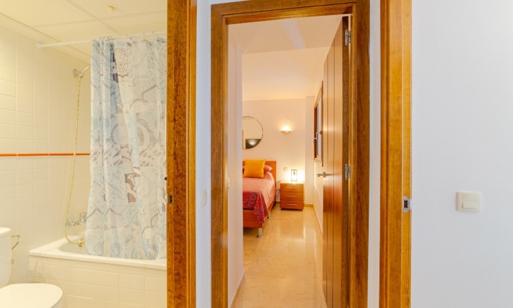 Revente - Appartement - Punta Prima