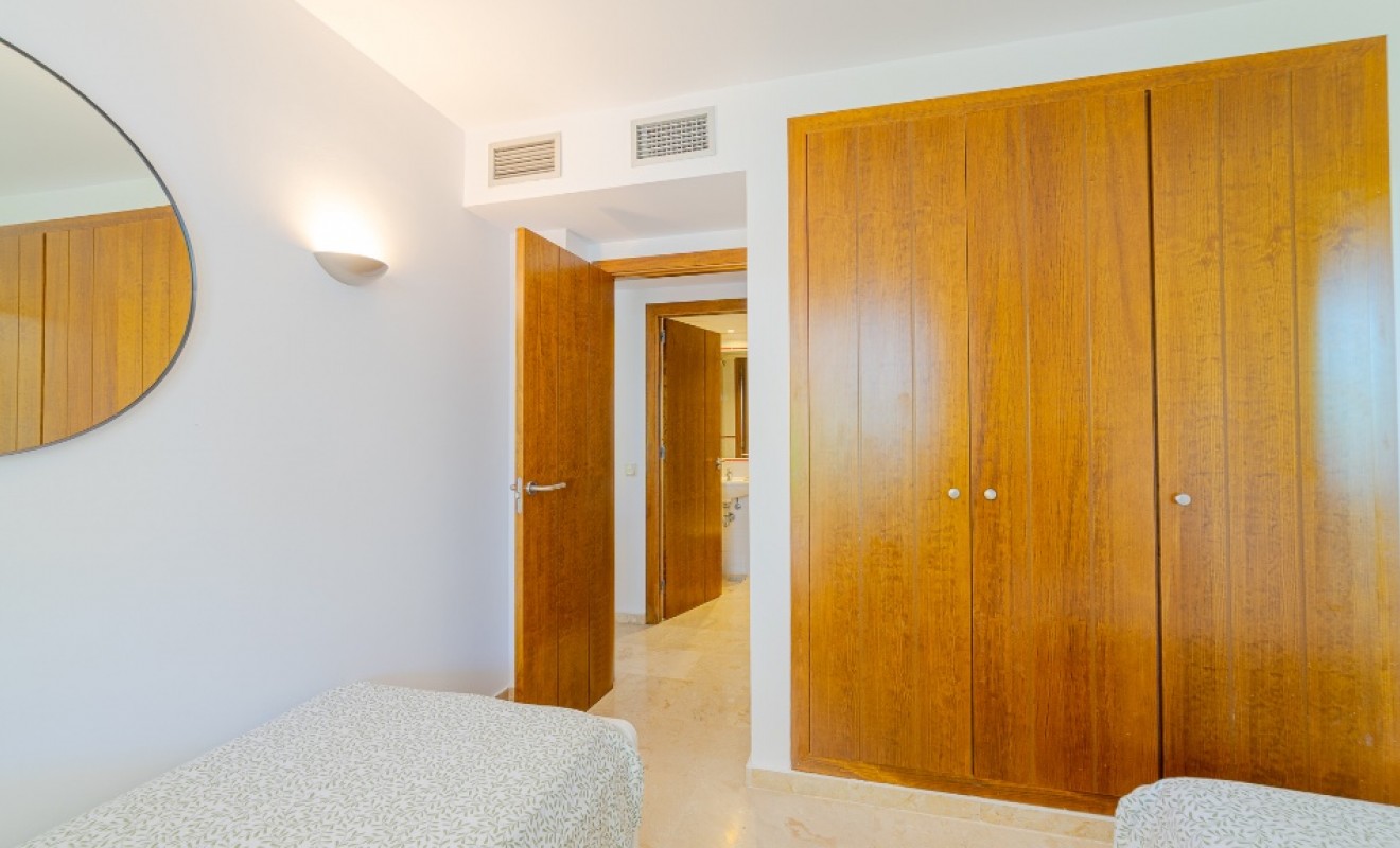 Revente - Appartement - Punta Prima