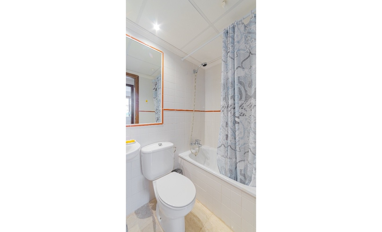 Revente - Appartement - Punta Prima