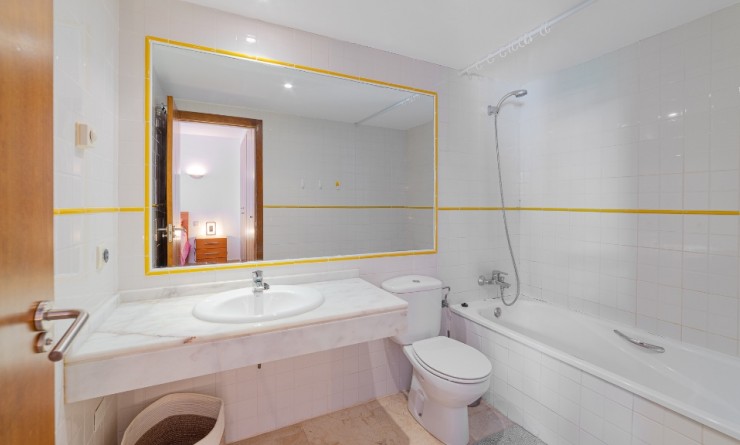 Revente - Appartement - Punta Prima