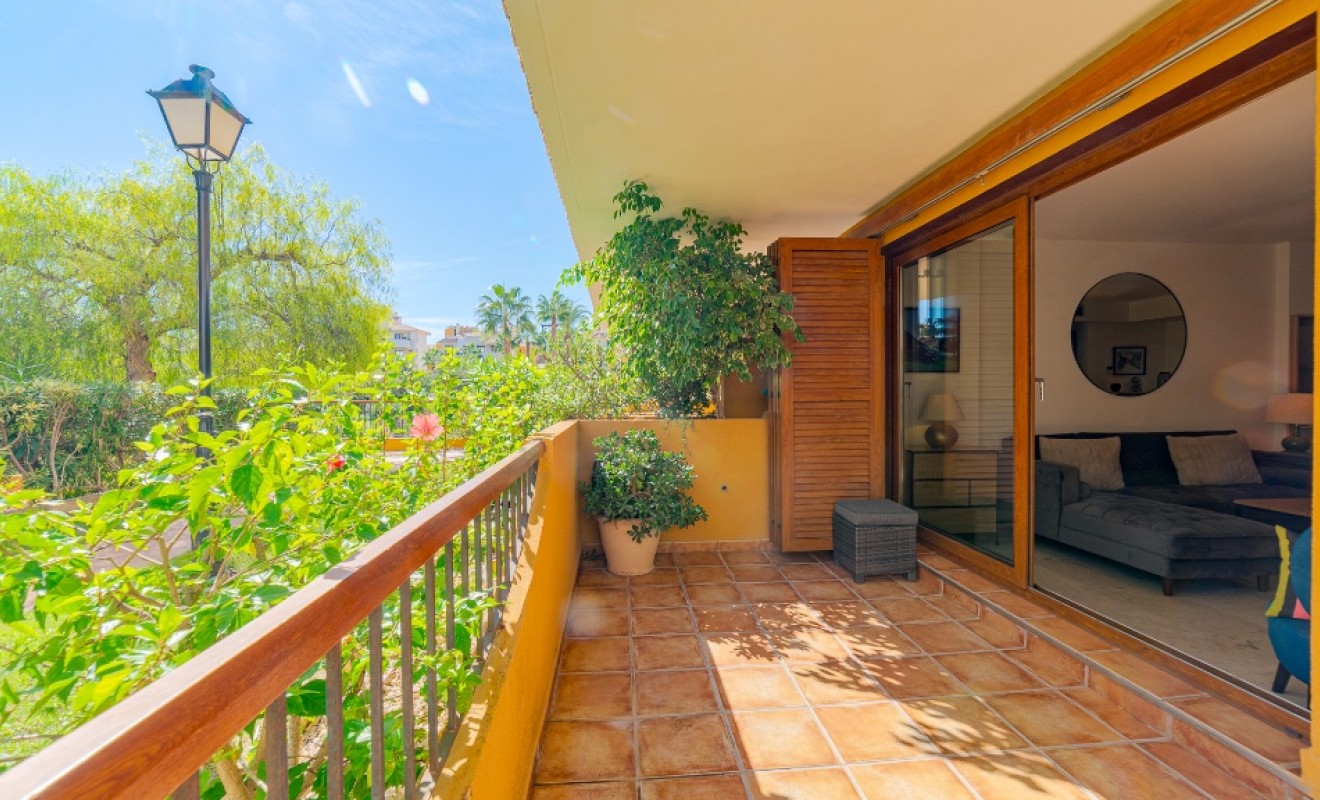 Revente - Appartement - Punta Prima