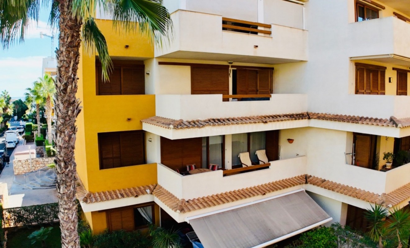 Revente - Appartement - Punta Prima