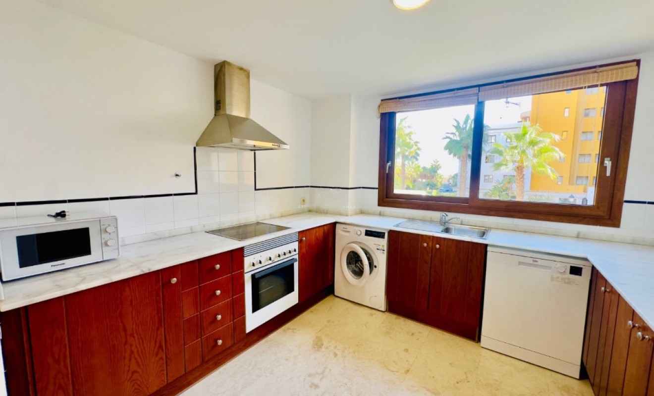 Revente - Appartement - Punta Prima