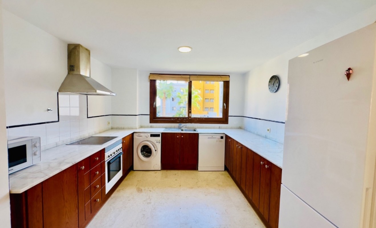 Revente - Appartement - Punta Prima