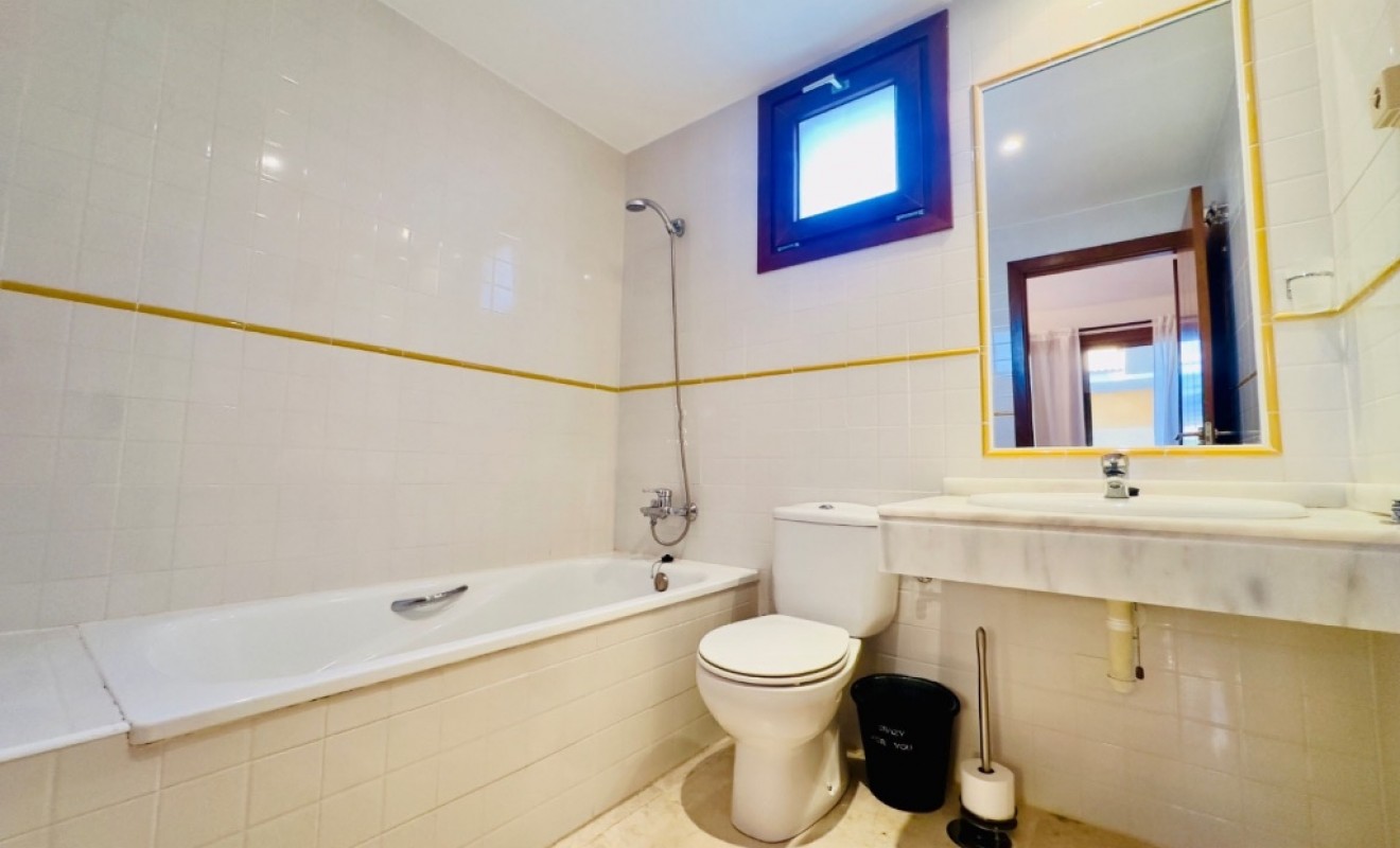 Revente - Appartement - Punta Prima