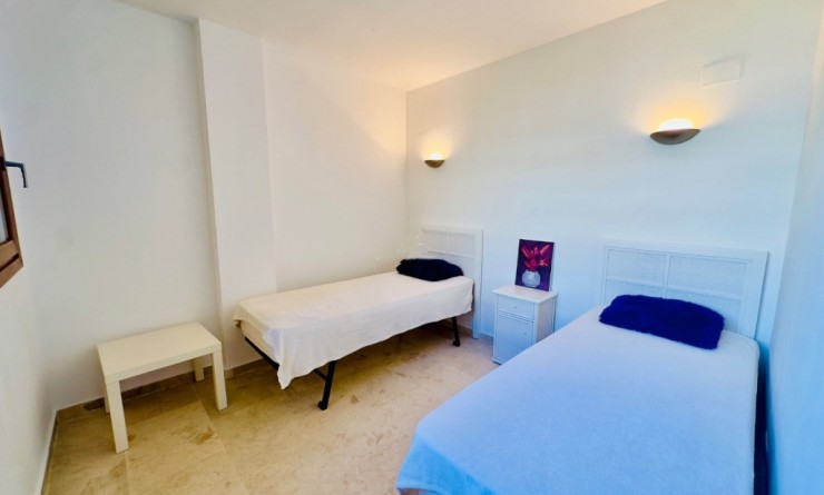 Revente - Appartement - Punta Prima