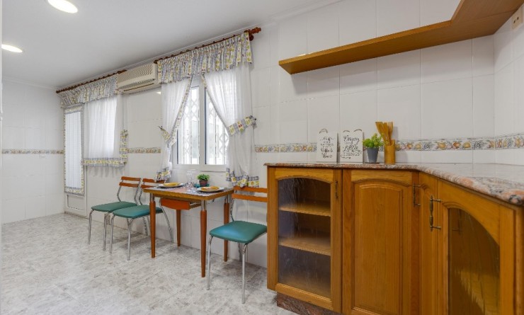 Wederverkoop - Appartement - Torrevieja - torrevieja